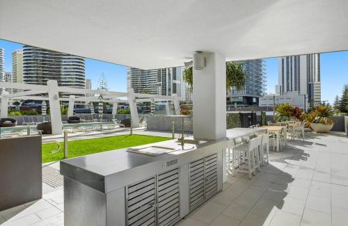 Broadbeach Apartment | Nami at Avani - Resort Comfort near Beach and Casino
