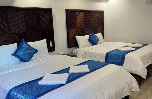 Luang Prabang Hotel | Namkhan River View