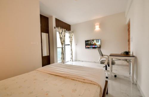 Brookefield Hotel | Namma HomeSlice, Balcony Rooms in Brookefield