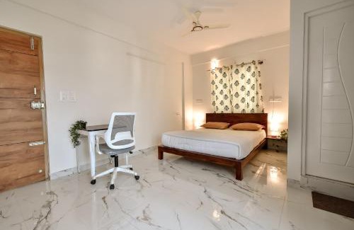 Brookefield Hotel | Namma HomeSlice, Balcony Rooms in Brookefield