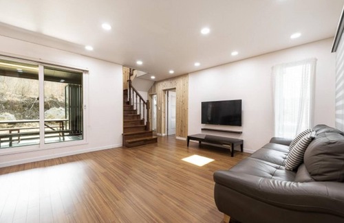 Namyangju House | Namyangju Four Season Pool Villa