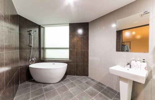 Namyangju Hotel | Namyangju W Hotel Hopyeong Branch