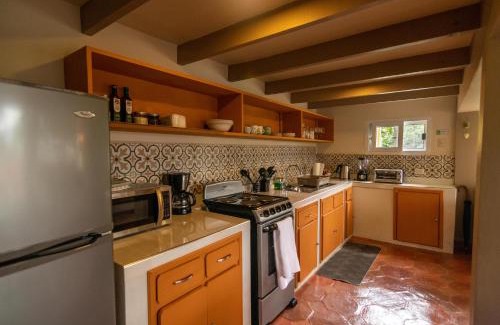 San Juancito House | Nan La Tigra