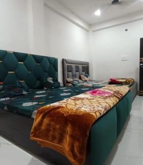 Vrindavan House | Nana ji Rest house