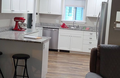 Price House | Nana's Place is a beautiful country family, pet-friendly home.
