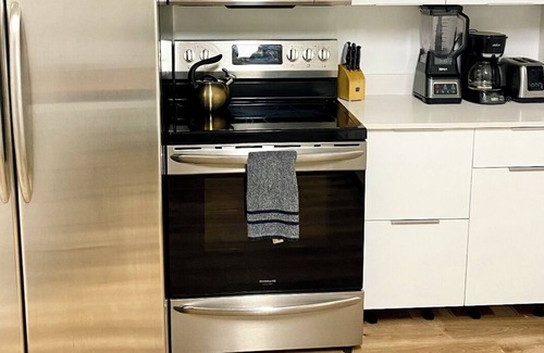 Regional District of Nanaimo House | Nanaimo Suite Stay