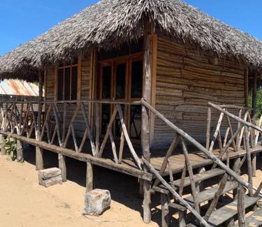 Tanzania House | Nanano Beach Home Stay