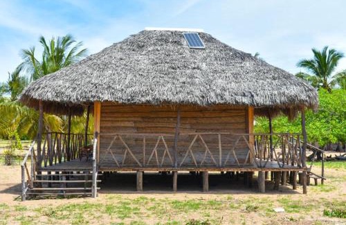 Tanzania House | Nanano Beach Home Stay