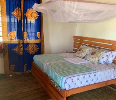 Tanzania House | Nanano Beach Home Stay