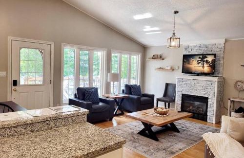 Wasaga Beach House | Nancy by the Bay Wasaga Beach