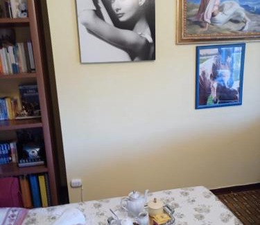 Castronno House | Nancy House