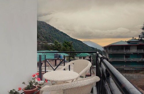 Naddi Hotel | Nandini By Great Empire Hotel