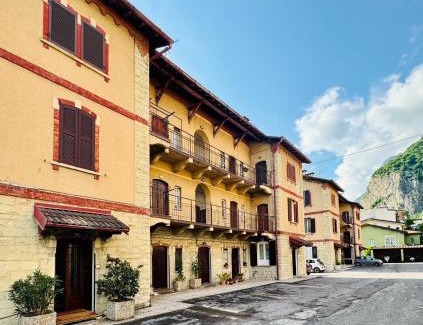 Lecco Apartment | Nani'House Apartment in Lecco lake view