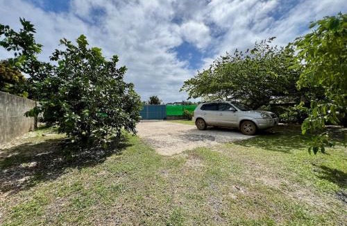 Fare Villa | Nanihi Villa - 5 min airport, Wifi, AC & Pool