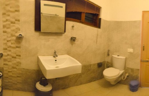 Virarajendrapet House | Nanjaraja palace