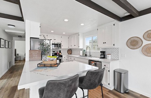South Mission Beach Condo | Nantucket Style Beach House in South Mission Beach!