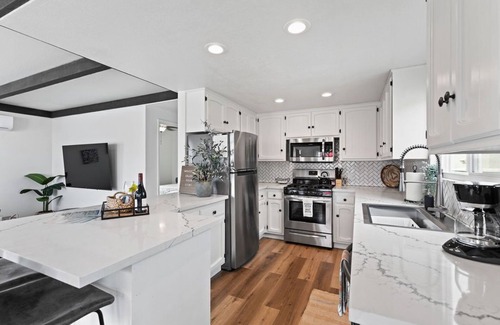 South Mission Beach Condo | Nantucket Style Beach House in South Mission Beach!