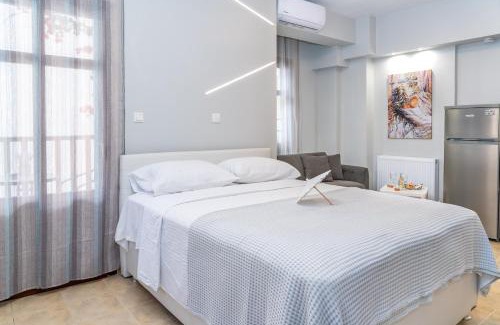 Ano Poli Apartment | Naos Studio with free private parking of stayinthess