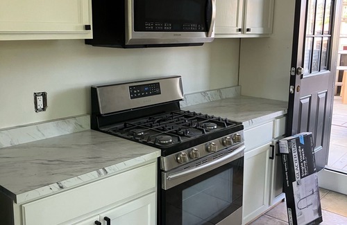 Napa Apartment | Napa Valley Gem – Walkable Location, 31+Day Stays