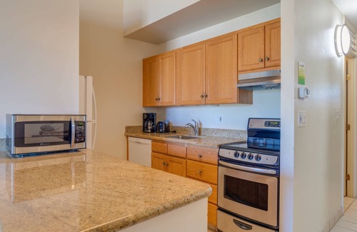 Napili Condo | Napili Shores H-267 - Relax and enjoy your Maui vacation - ocean views