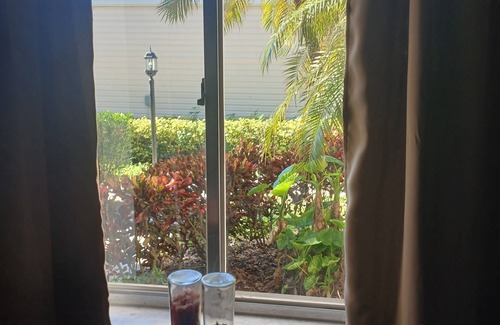 East Naples Condo | Naples Florida Paradise - 2 week Min Stays