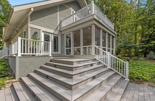Fennville Villa | Naples North