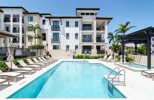 Redevelopment Area Condo | NAPLES SQUARE - Downtown Naples Luxury Condo, Brand New!