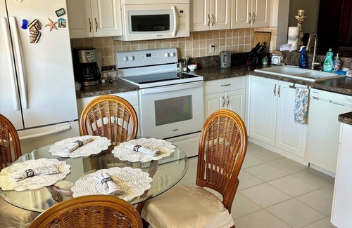 Crown Pointe Condo | Naples Vacation Rental Available Starting 4/1
