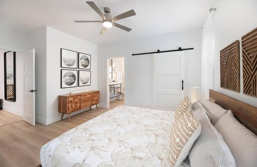 Naples Park Villa | Naples Villa with Salt water Pool