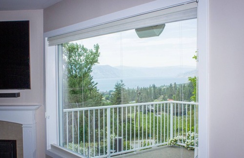 Okanagan-Similkameen Cottage | Naramata Countryside Cottage with View