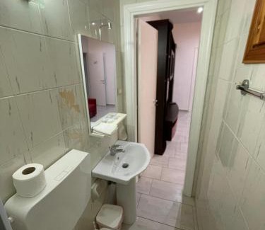 Altavilla Milicia Apartment | Naranji House Red Relax