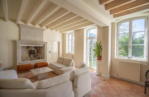 Saint-Mathurin-sur-Loire Villa | Narcisse Bienvenue - Élégance et Raffinement