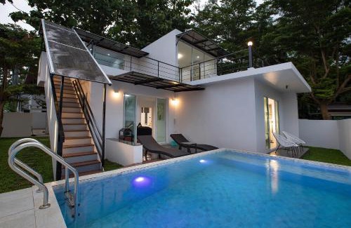 Rawai Hotel | Nariya Bayfront Phuket