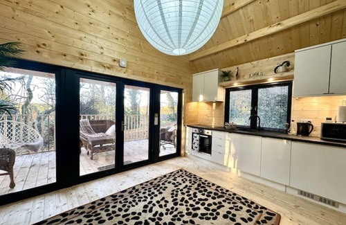 Hagwothingham Cabin | Narnia - a picture-perfect private woodland escape