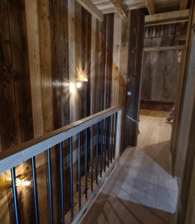 Nevache Apartment | Narnia - Spacious and comfortable