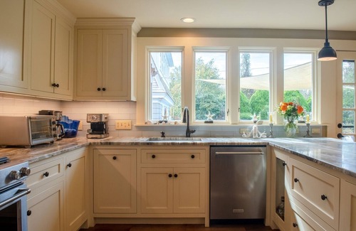 Narragansett House | Narragansett Pier Estate with Pool, sleeps 14
