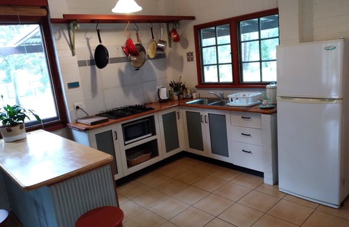 Lake Conjola Cottage | Narrawallee Creek Studio
