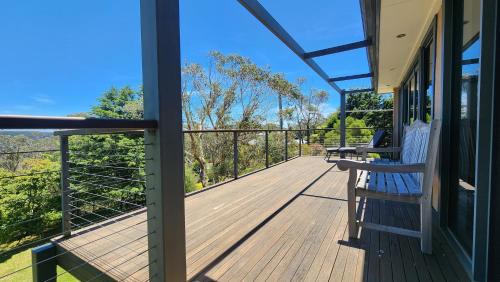 Katoomba House | Narrow Neck Views - Peaceful 4 Bedroom Home with Stunning Views!