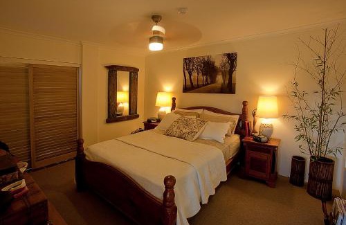 Surfers Paradise Apartment | Narrowneck Court Holiday Apartments