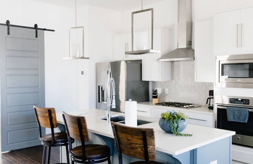 Edgehill House | Nash! Sky High Nashville - Rooftop Retreat with Panoramic Skyline Views!