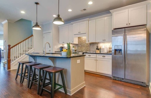 Edgehill House | Nashville Homes with King Beds