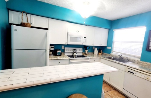 Old Town House | Nassau Suite just steps to Duval Tropical oasis quiet location Downtown