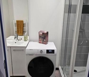 Beauvais Apartment | Nassau2 F1