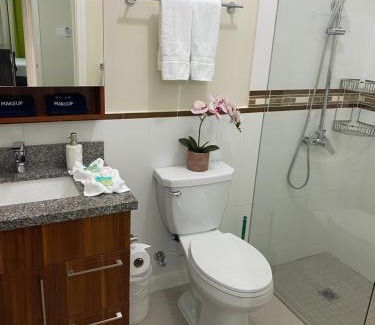 Lucea Apartment | Natalia’s Sweet Oasis