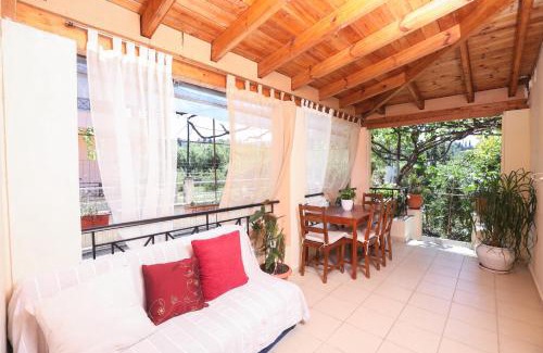 Perama House | Natasha’s home