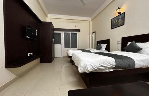 Varanasi Hotel | Nath Palace