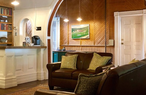 Lansing Bed & Breakfast | National Historic Landmark Inn located in the heart of the Finger Lakes, Room 5