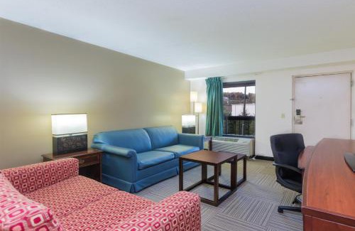 West Jefferson Hotel | Nations Inn - West Jefferson