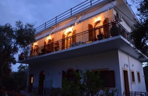 Vlachopoulatika Apartment | Natsios Studios