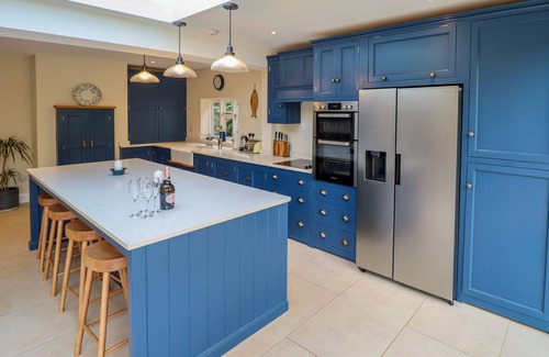Syderstone Cottage | NATTERJACKS, pet friendly, with open fire in Syderstone